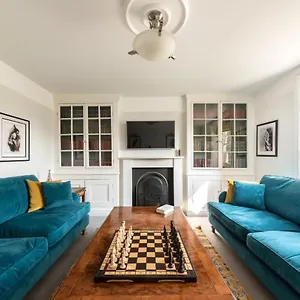 https://bay-view-house.yorkshirehotels.net